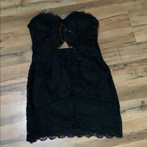 Black dress - Picture 1 of 3